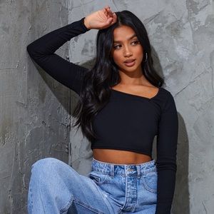 Long Sleeve Black Crop Top